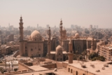 La vita notturna a Il Cairo: zone, locali e consigli pratici per uscire la sera
